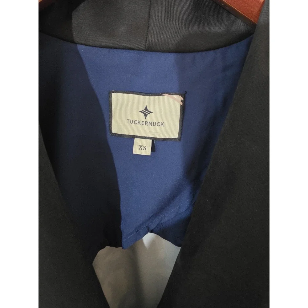 Tuckernuck Blue and Black Floral Satin Wrap Jacket XSmall